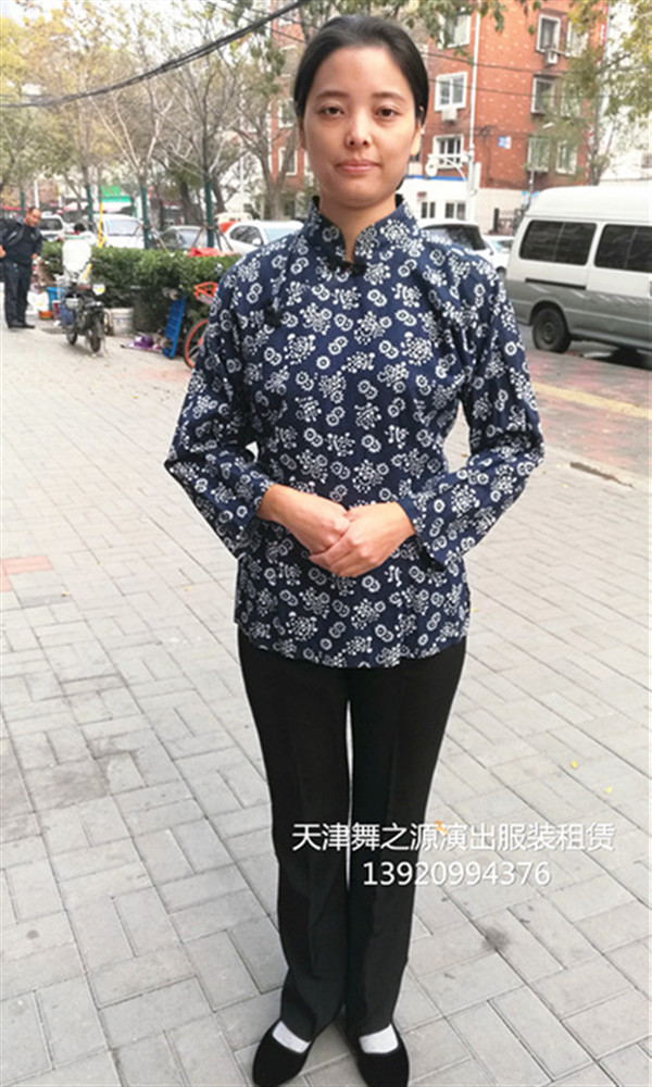 老妈子服装出租12