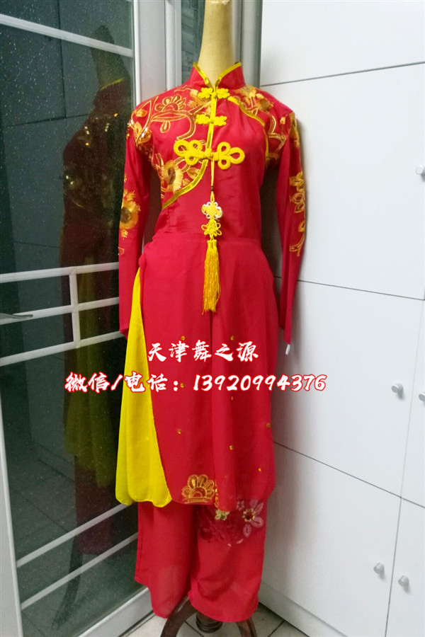中国红现代舞服装出租